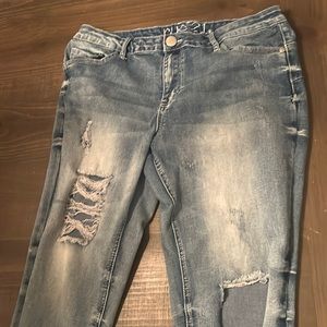 Rue21 size 13/14 Capris